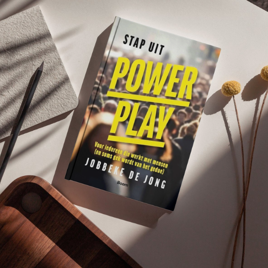 Stap uit Power Play - Vierkant Stap uit Power Play - Vierkant